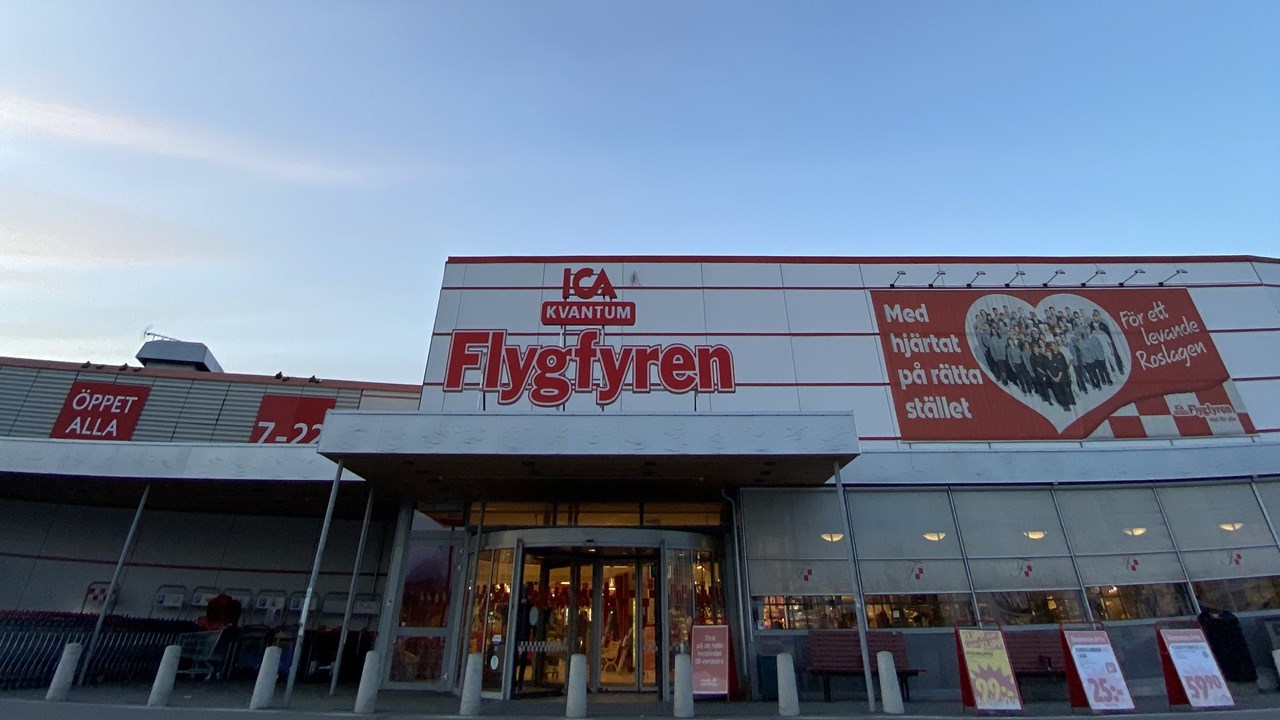 ICA-butiken kan nu förse fjärrvärmen med överskottsenergi